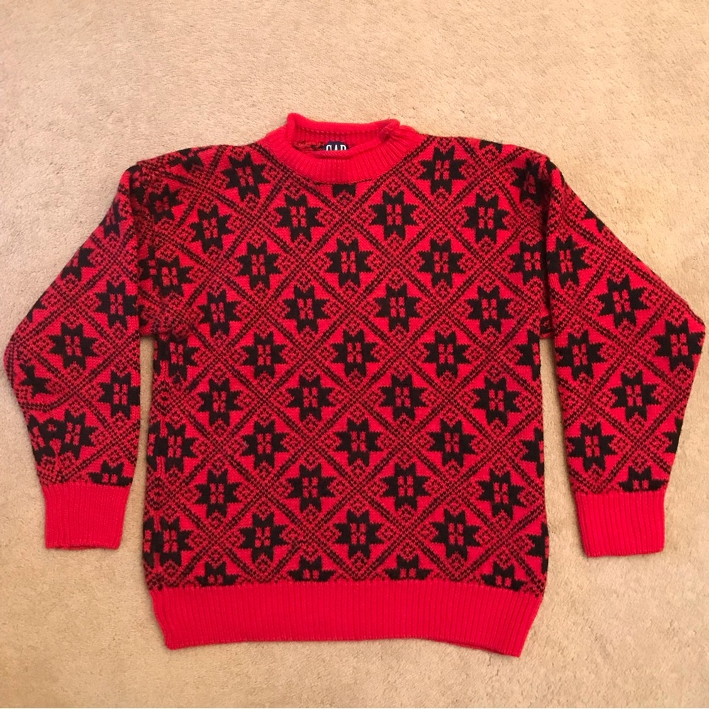 GAP Red and Black Geometric Crew Neck Sweater